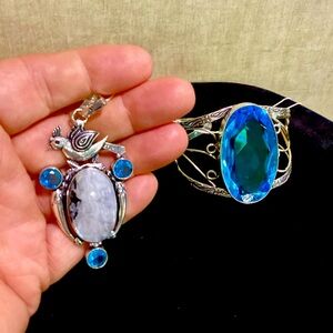 💕Sparrow Necklace & Bracelet Rainbow Moon Stone- Blue Topaz